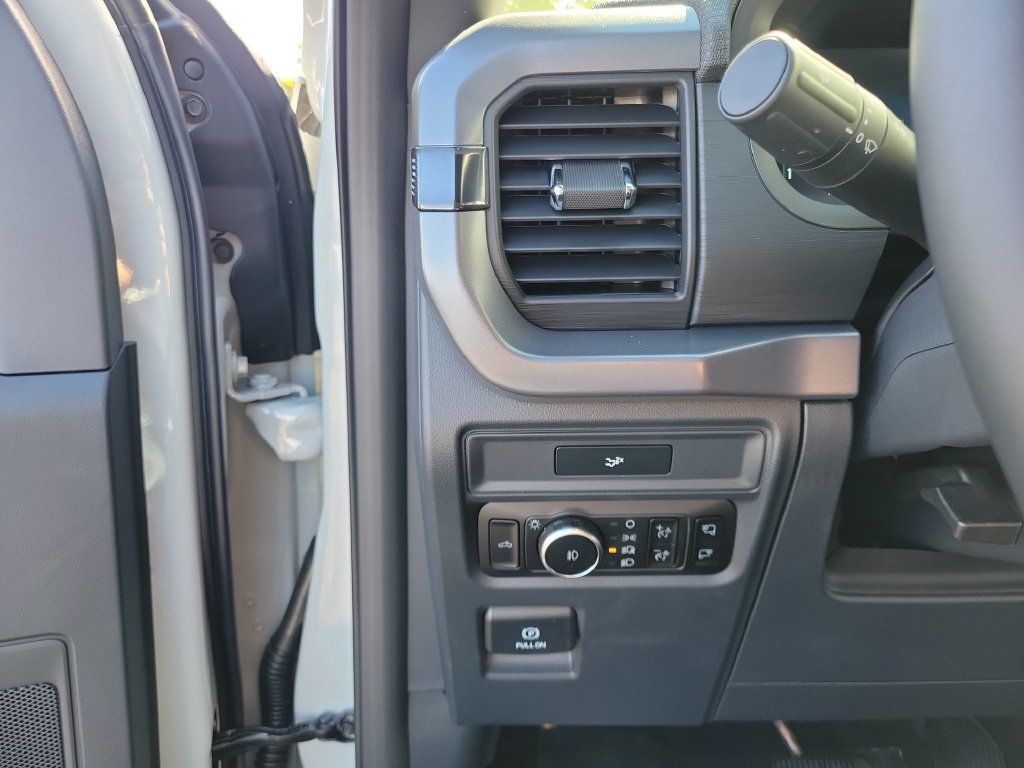 New 2026 Ford F150 XLT w/ Equipment Group 302A MID AWD/4WD image 22