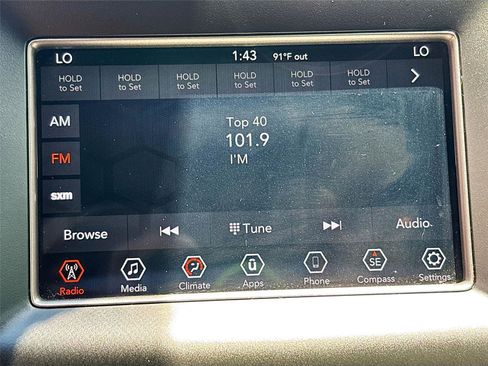 Used 2019 Jeep Grand Cherokee Laredo RWD image 14