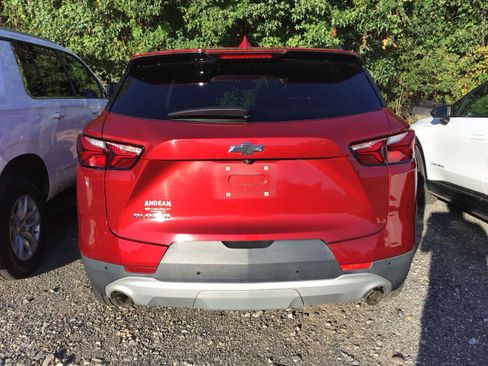 Used 2021 Chevrolet Blazer LT FWD image 3