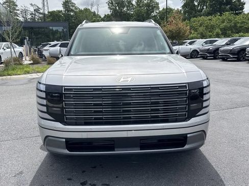New 2026 Hyundai Palisade SEL FWD image 2