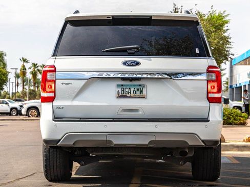 Used 2021 Ford Expedition XLT AWD/4WD image 5