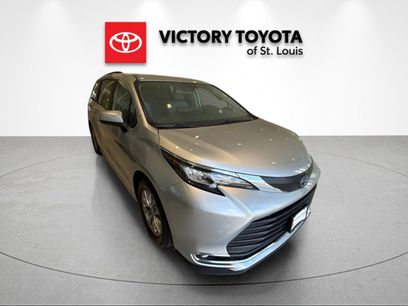 Used 2023 Toyota Sienna XLE