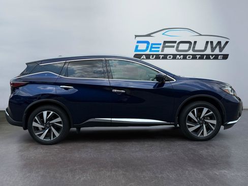 Used 2024 Nissan Murano SL AWD/4WD image 2