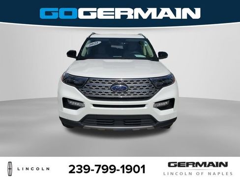 Used 2021 Ford Explorer Limited w/ Equipment Group 301A RWD image 3