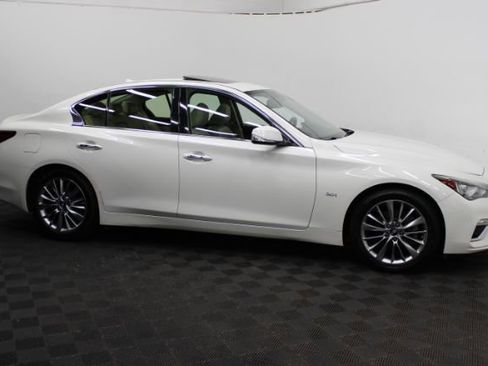 Used 2018 INFINITI Q50 Luxe image 3
