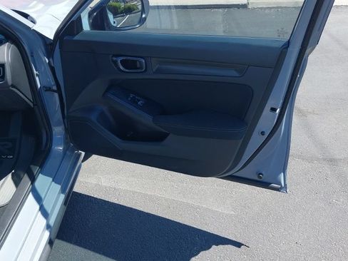 Used 2025 Honda Civic Sport image 4