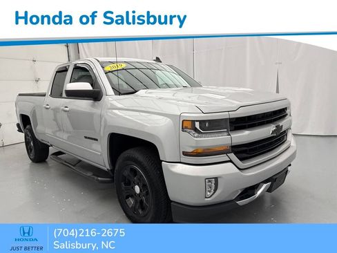 Used 2019 Chevrolet Silverado 1500 LT w/ All Star Edition AWD/4WD image 1