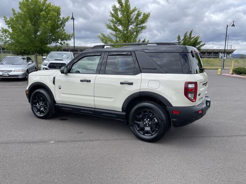 Used 2025 Ford Bronco Sport Big Bend w/ Convenience Package AWD/4WD image 3