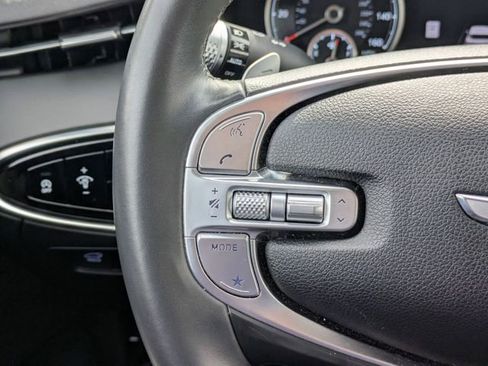 Used 2025 Genesis GV70 2.5T image 17