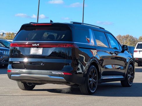 Used 2024 Kia Carnival SX image 9