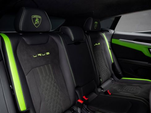 Used 2024 Lamborghini Urus S image 69