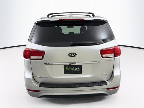 Used 2017 Kia Sedona SX FWD image 7