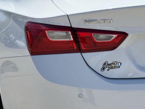 Used 2025 Chevrolet Malibu LT image 7