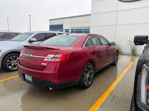 Used 2015 Ford Taurus SHO w/ Technology Package AWD/4WD image 2
