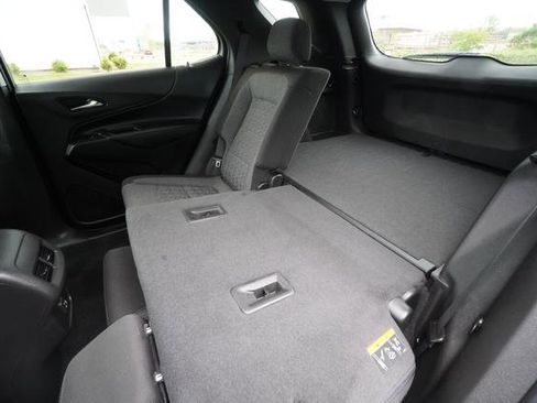 Used 2024 Chevrolet Equinox LT w/ LPO, Floor Liner Package FWD image 30