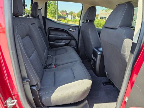 Used 2019 Chevrolet Colorado LT w/ LT Convenience Package RWD image 26