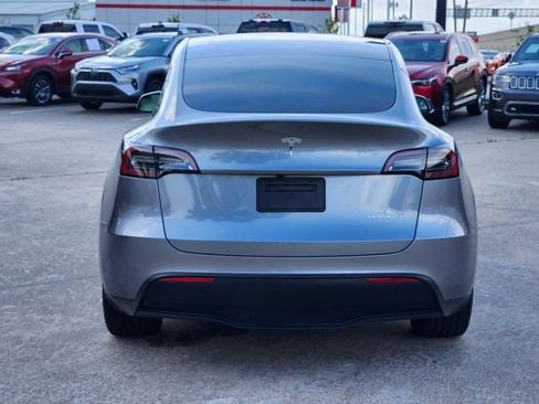 Used 2025 Tesla Model Y Long Range AWD/4WD image 6
