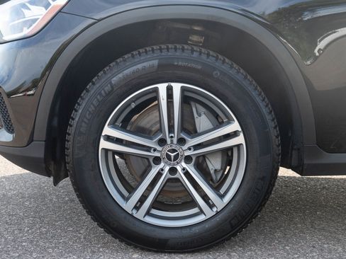 Used 2020 Mercedes-Benz GLC 300 4MATIC image 27