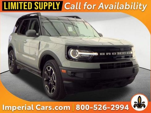 Used 2023 Ford Bronco Sport Outer Banks w/ Tech Package AWD/4WD image 1