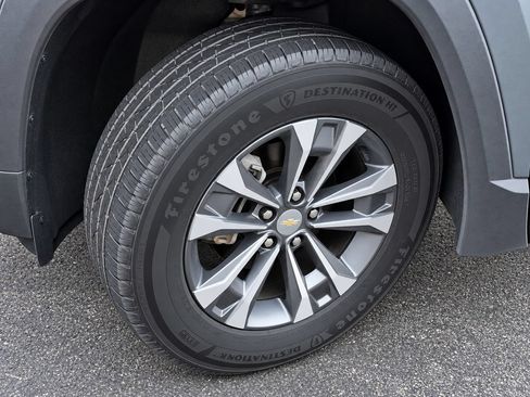 Used 2026 Chevrolet Equinox LT FWD image 11