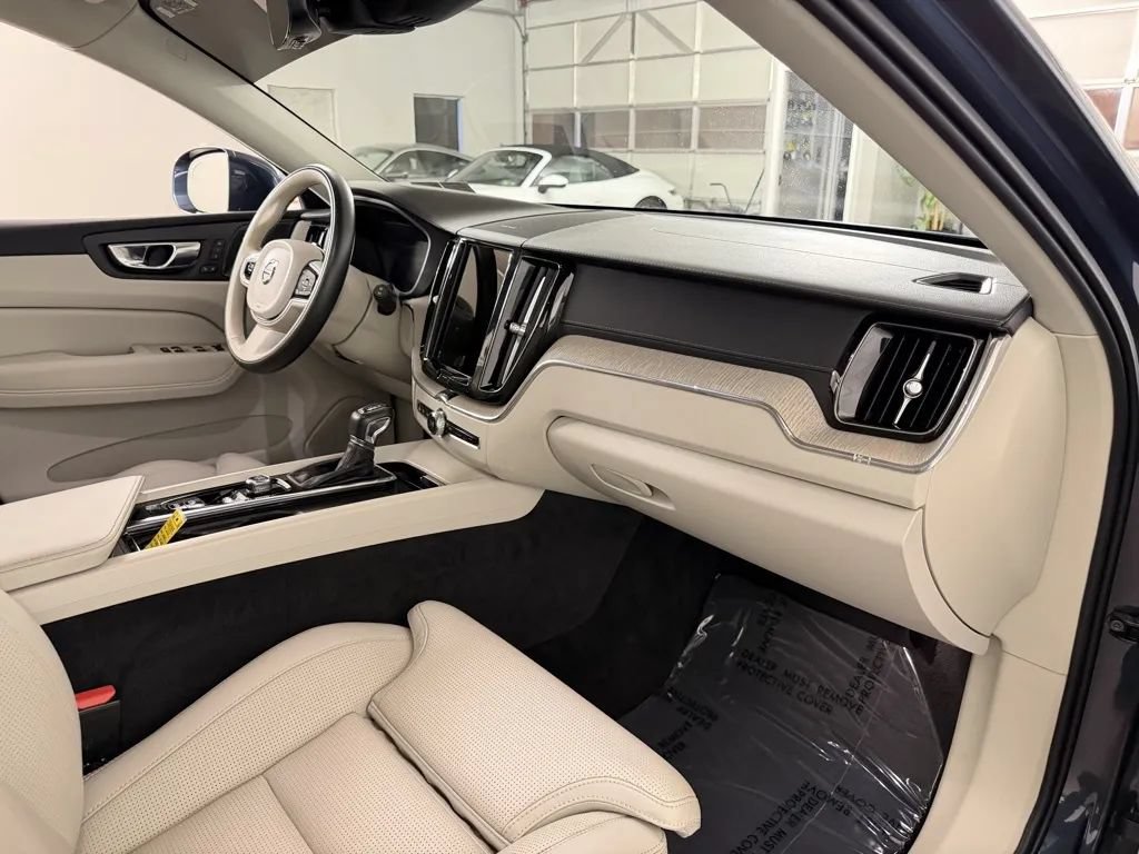 Used 2021 Volvo XC60 T6 Inscription w/ Advanced Package AWD/4WD image 41
