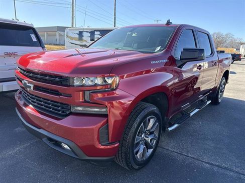 Used 2021 Chevrolet Silverado 1500 RST image 3
