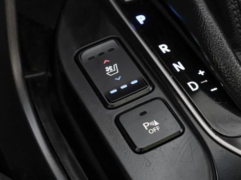 Used 2018 Hyundai Santa Fe Sport image 33