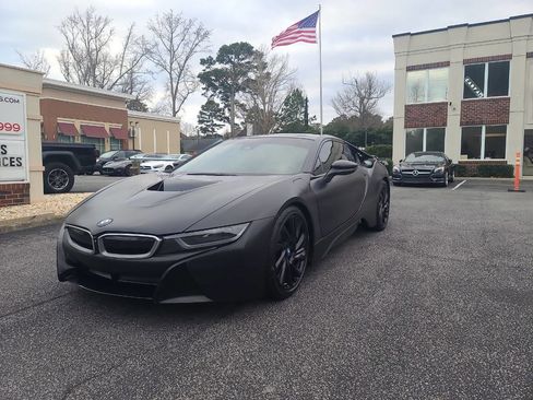 Used 2015 BMW i8 image 3
