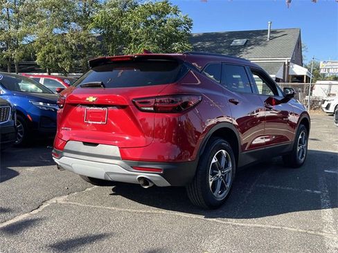 Certified 2025 Chevrolet Blazer LT w/ Convenience Package image 7
