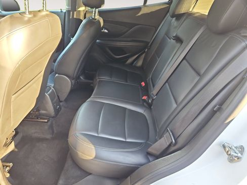 Used 2020 Buick Encore Essence FWD image 13