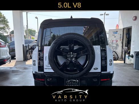 Used 2023 Land Rover Defender 110 V8 image 5