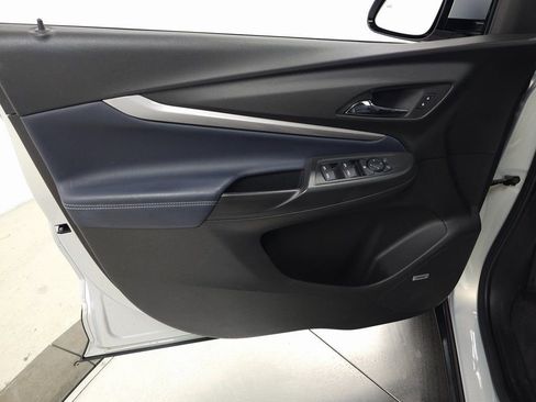 Used 2022 Chevrolet Bolt EUV Premier w/ Sun & Sound Package image 14