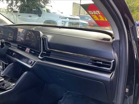 Used 2023 Kia Sportage EX image 15