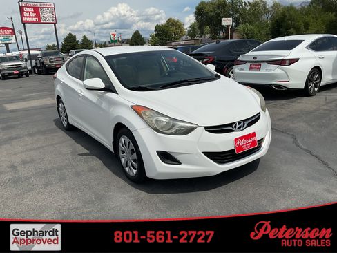 Used 2012 Hyundai Elantra GLS FWD image 1