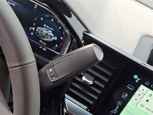 Used 2025 Chevrolet Silverado 2500 LTZ w/ LTZ Plus Package image 14