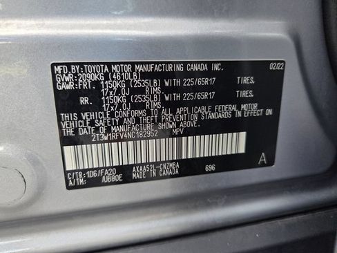 Used 2022 Toyota RAV4 XLE w/ Convenience Package FWD image 19