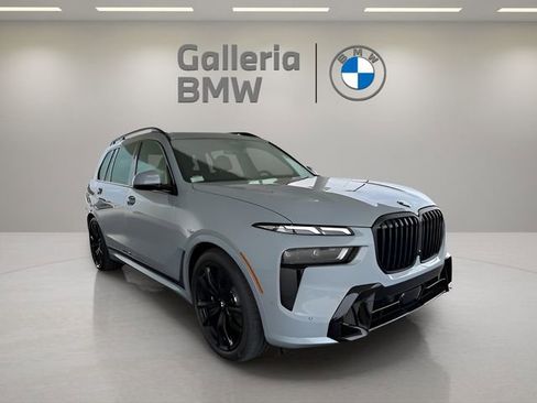 Used 2026 BMW X7 xDrive40i w/ M Sport Package image 8