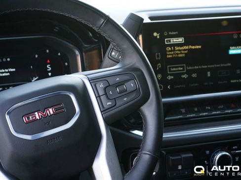 Used 2024 GMC Sierra 3500 SLT w/ SLT Premium Package image 30