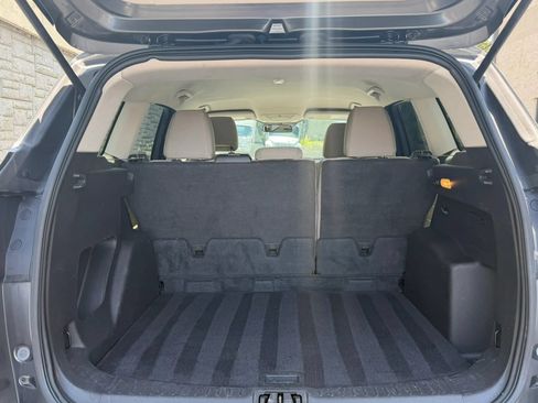 Used 2017 Ford Escape SE AWD/4WD image 34