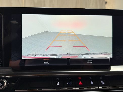 New 2026 GMC Sierra 2500 SLE image 30