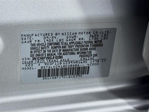 Certified 2025 Nissan Versa SR FWD image 30
