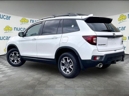 Used 2023 Honda Passport TrailSport image 4