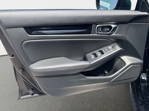 Used 2022 Honda Civic Sport Touring image 16
