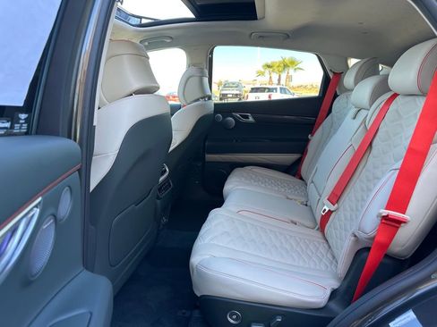 New 2025 Genesis GV80 3.5T e-SC AWD/4WD image 28