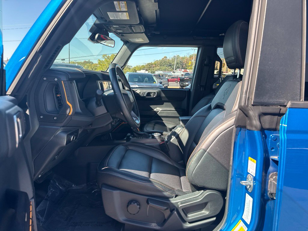 Used 2024 Ford Bronco Badlands AWD/4WD image 40