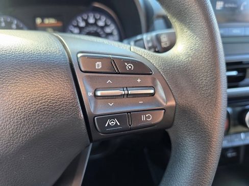 Certified 2022 Hyundai Kona SEL image 21