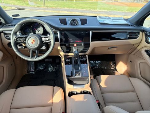 New 2026 Porsche Macan Base AWD/4WD image 16