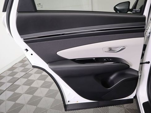 Used 2023 Hyundai Tucson Limited image 27