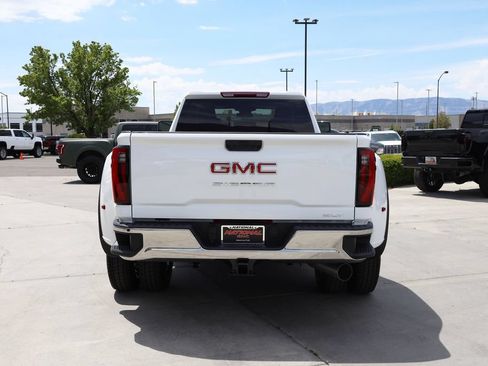 New 2026 GMC Sierra 3500 SLT w/ SLT Convenience Package AWD/4WD image 5