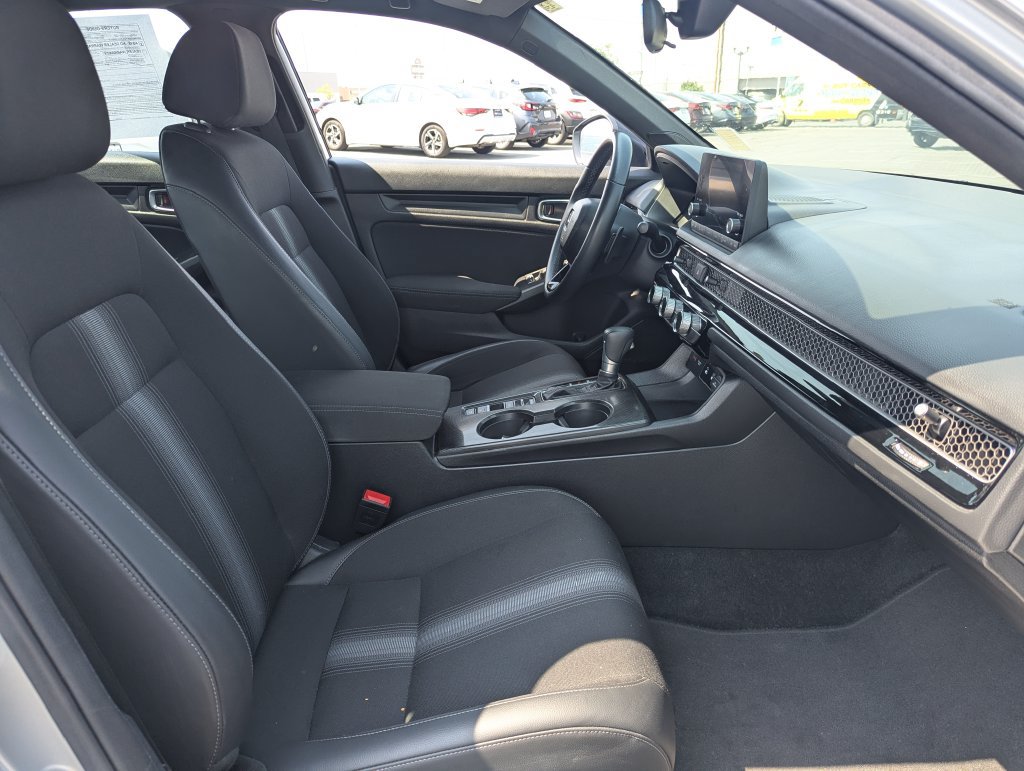 Used 2025 Honda Civic Sport image 30